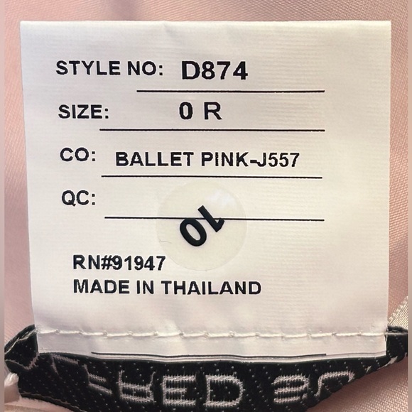 NWT Alfred Sung Halter A-Line Satin Maxi Dress, Ballet Pink, Pockets, Size 0R - Picture 11 of 13